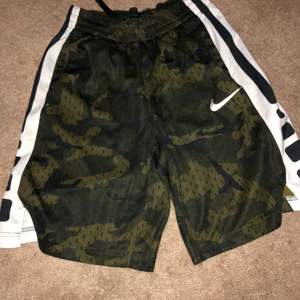 Boys nike shorts